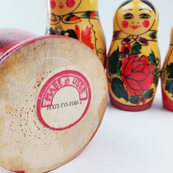 Russian Matryoshka Nesting Dolls Vintage 6 USSR Wood Hand Painted Folk Art - Picture 5 of 13